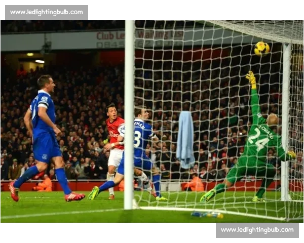 英超焦点战阿森纳迎战埃弗顿争夺关键三分走势解析前瞻与看点